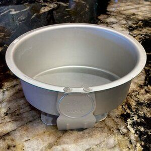 Fat Daddios Mad Dadder Tipsy Turvy Cake Pan MAD-RD8